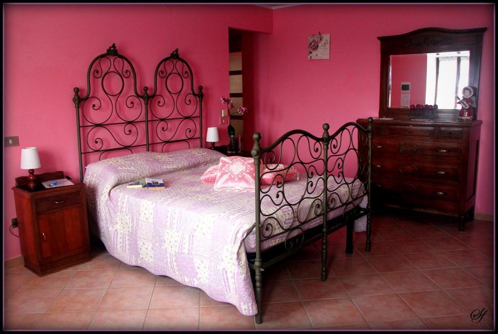 Bed And Breakfast Val D'Oche Castel Boglione ห้อง รูปภาพ